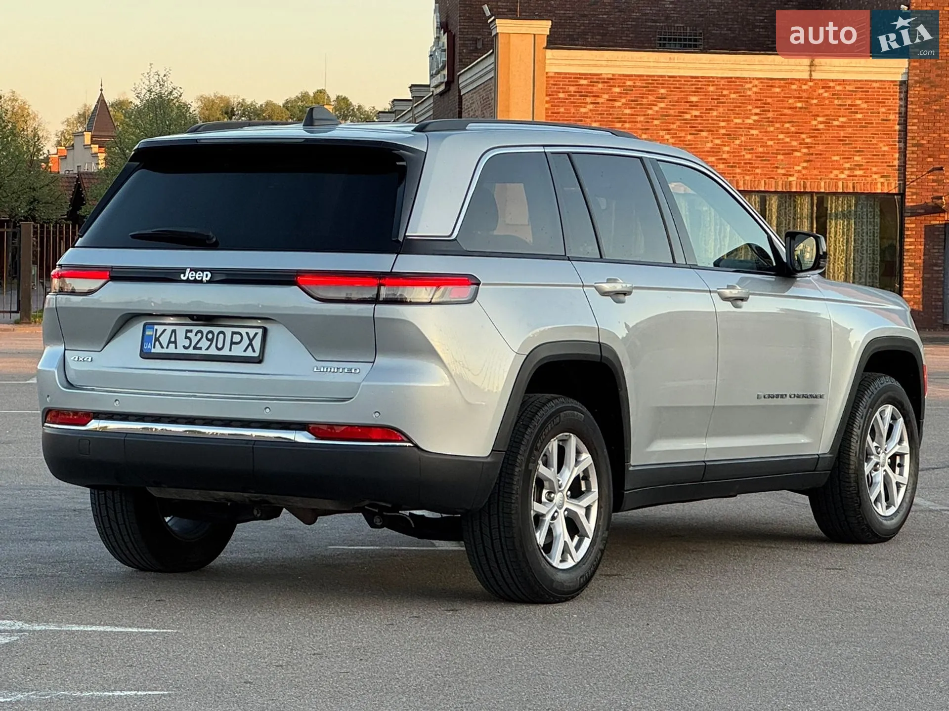 2022 Jeep Grand Cherokee - мініатюра 9