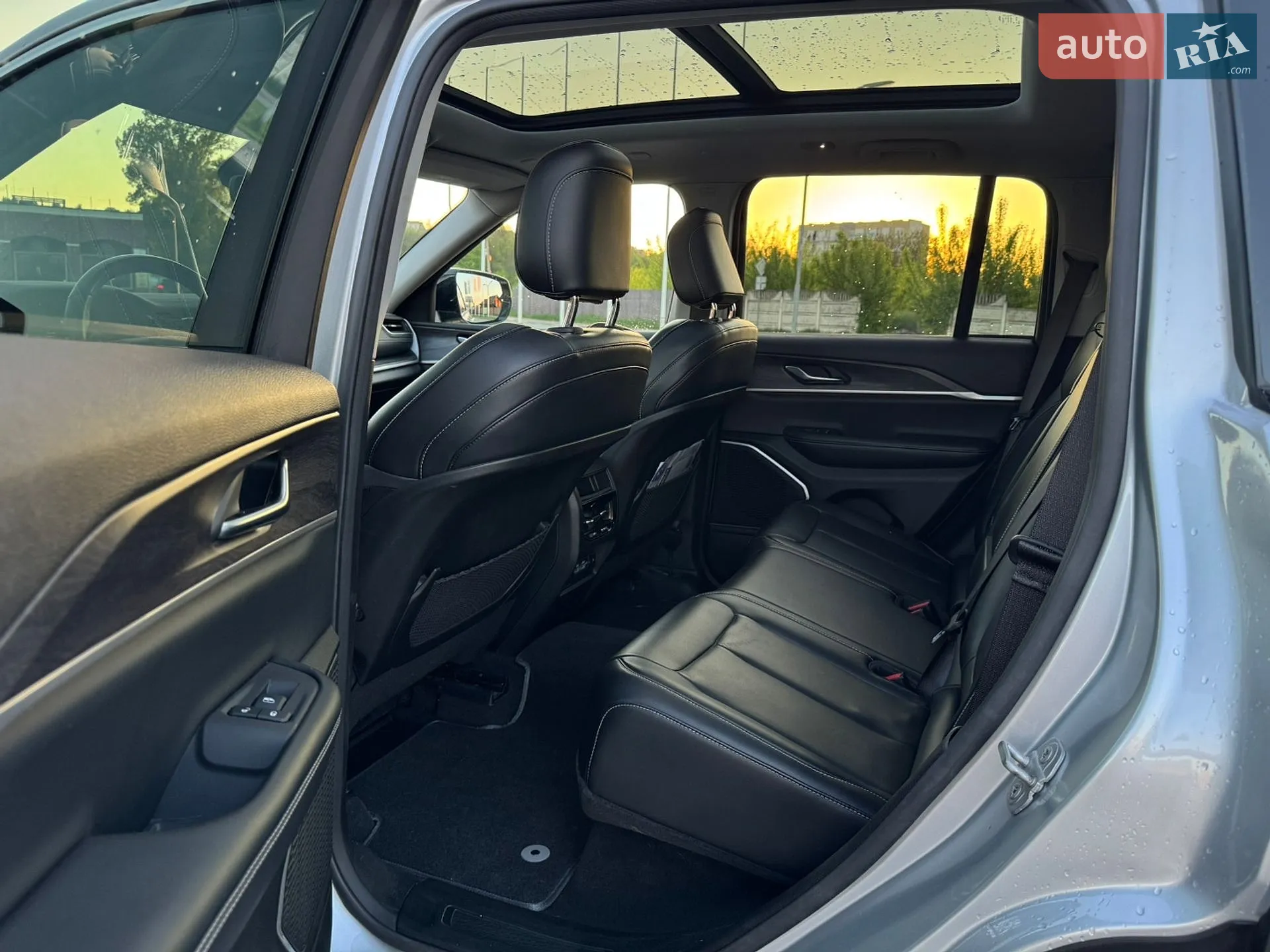 2022 Jeep Grand Cherokee - мініатюра 18
