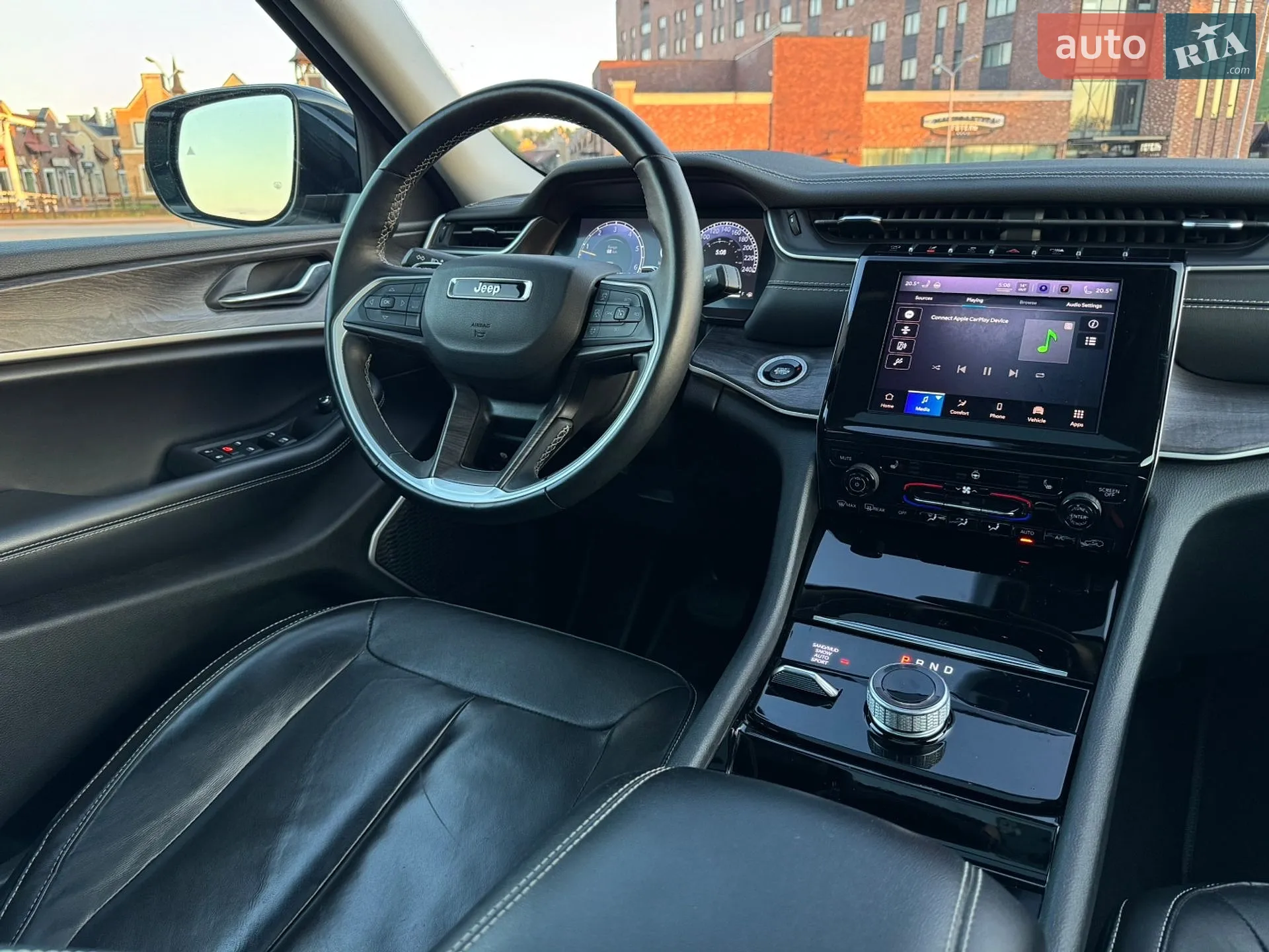 2022 Jeep Grand Cherokee - мініатюра 21