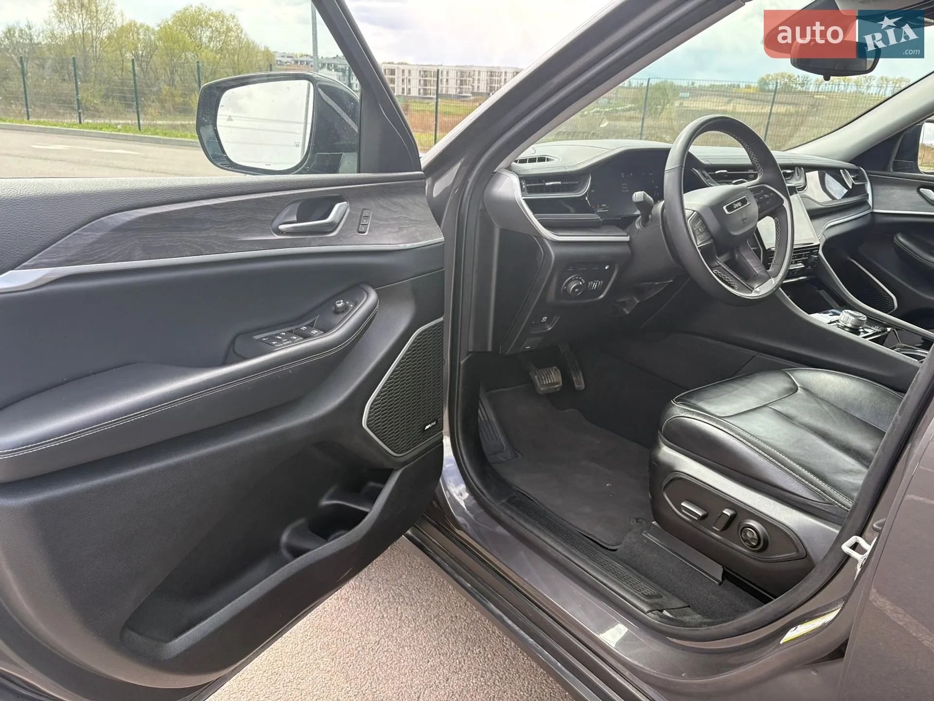 2022 Jeep Grand Cherokee - мініатюра 18