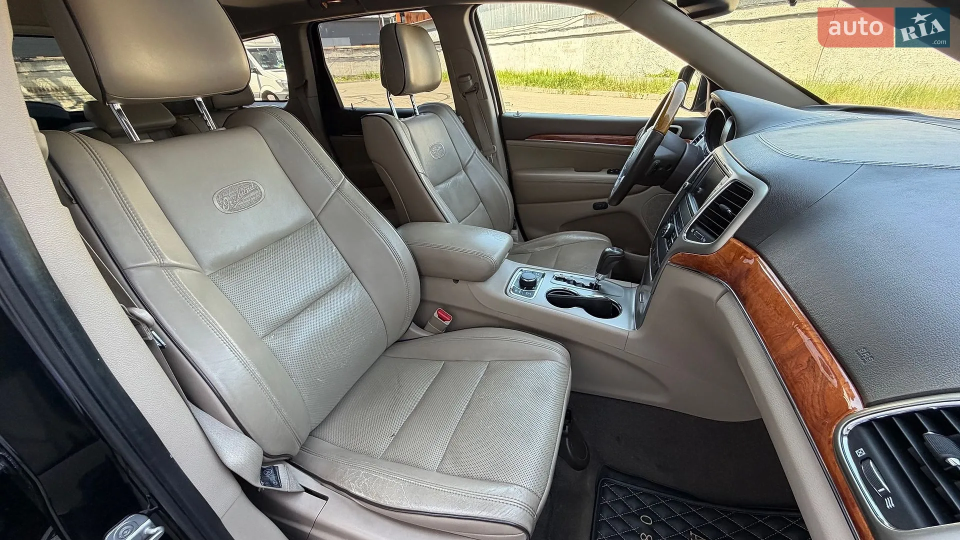 2011 Jeep Grand Cherokee - мініатюра 47