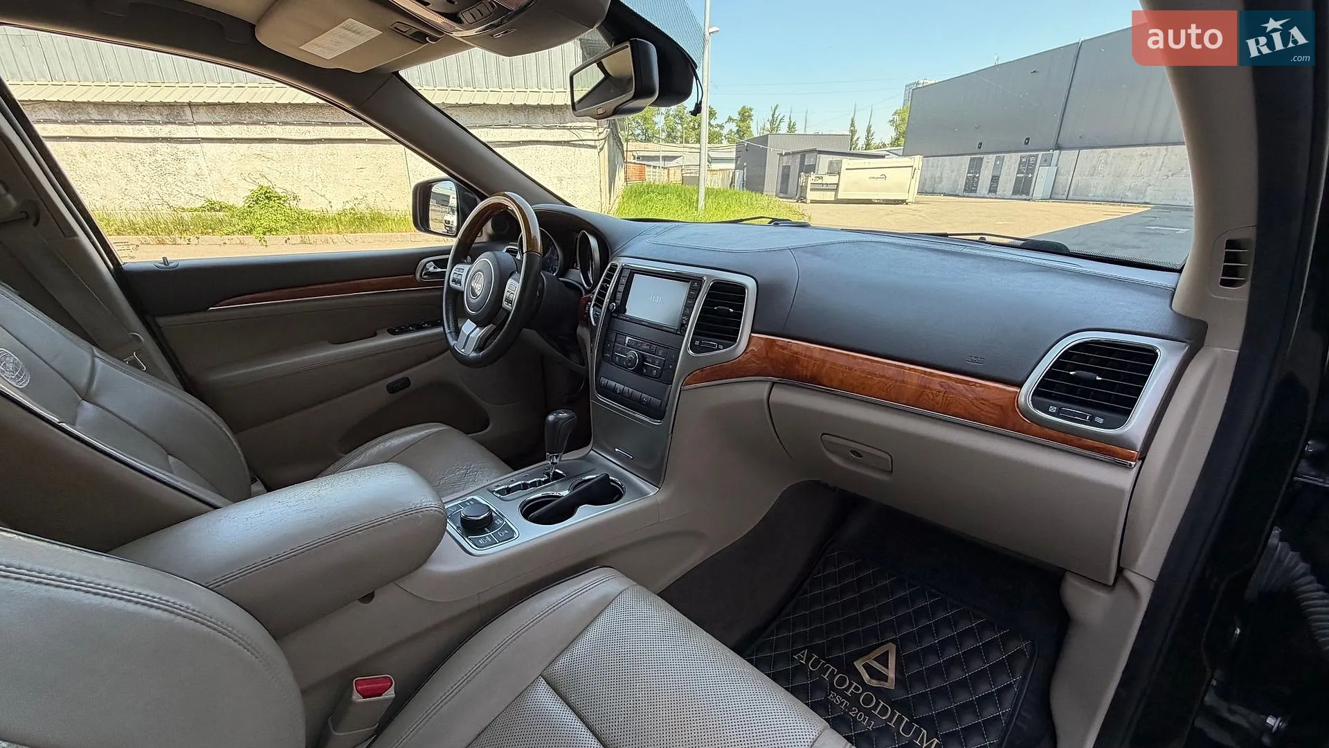 2011 Jeep Grand Cherokee - мініатюра 48