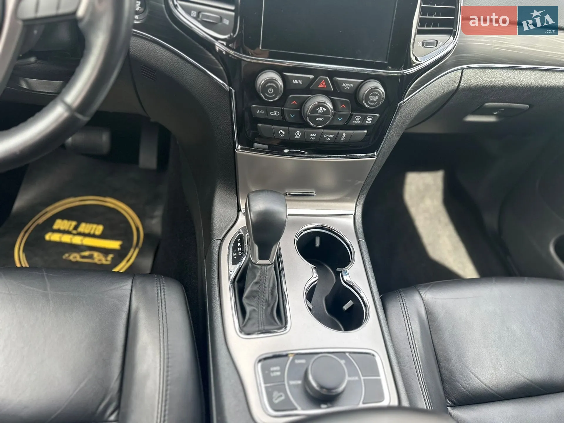 2020 Jeep Grand Cherokee - мініатюра 20