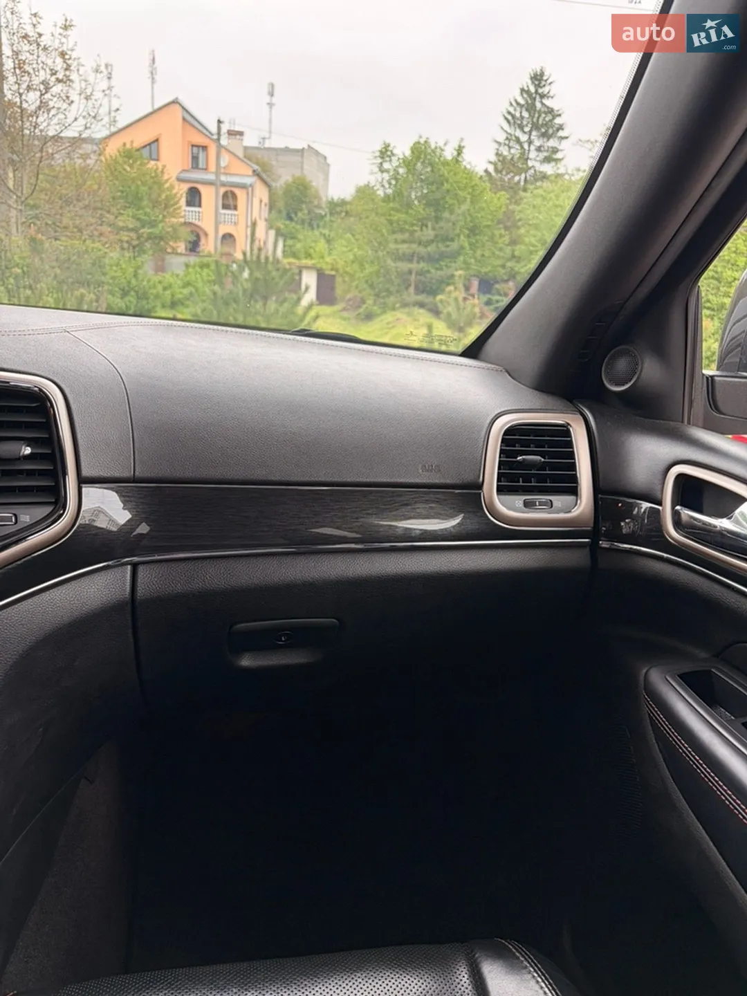 2016 Jeep Grand Cherokee - мініатюра 26