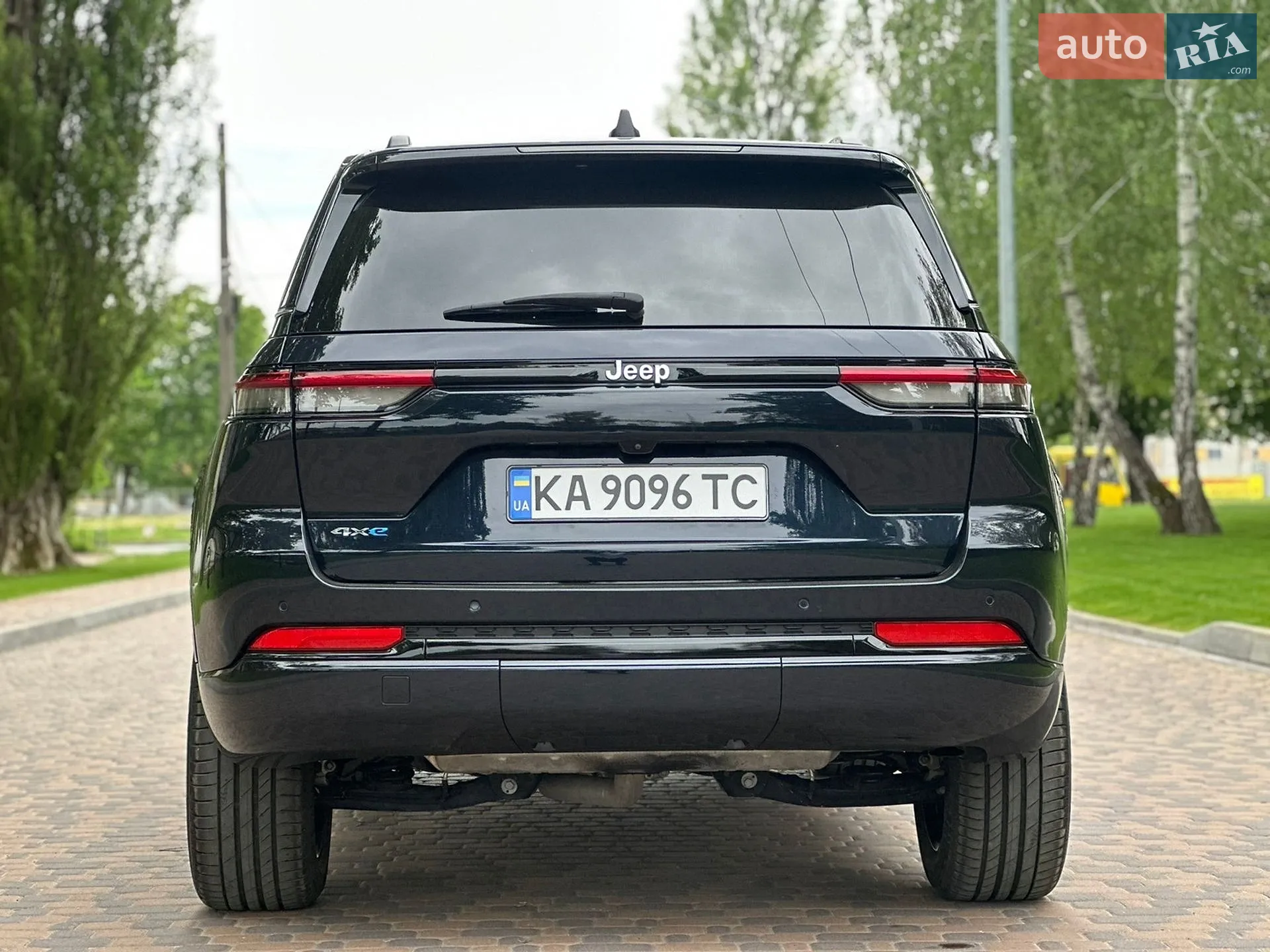 2023 Jeep Grand Cherokee - мініатюра 12