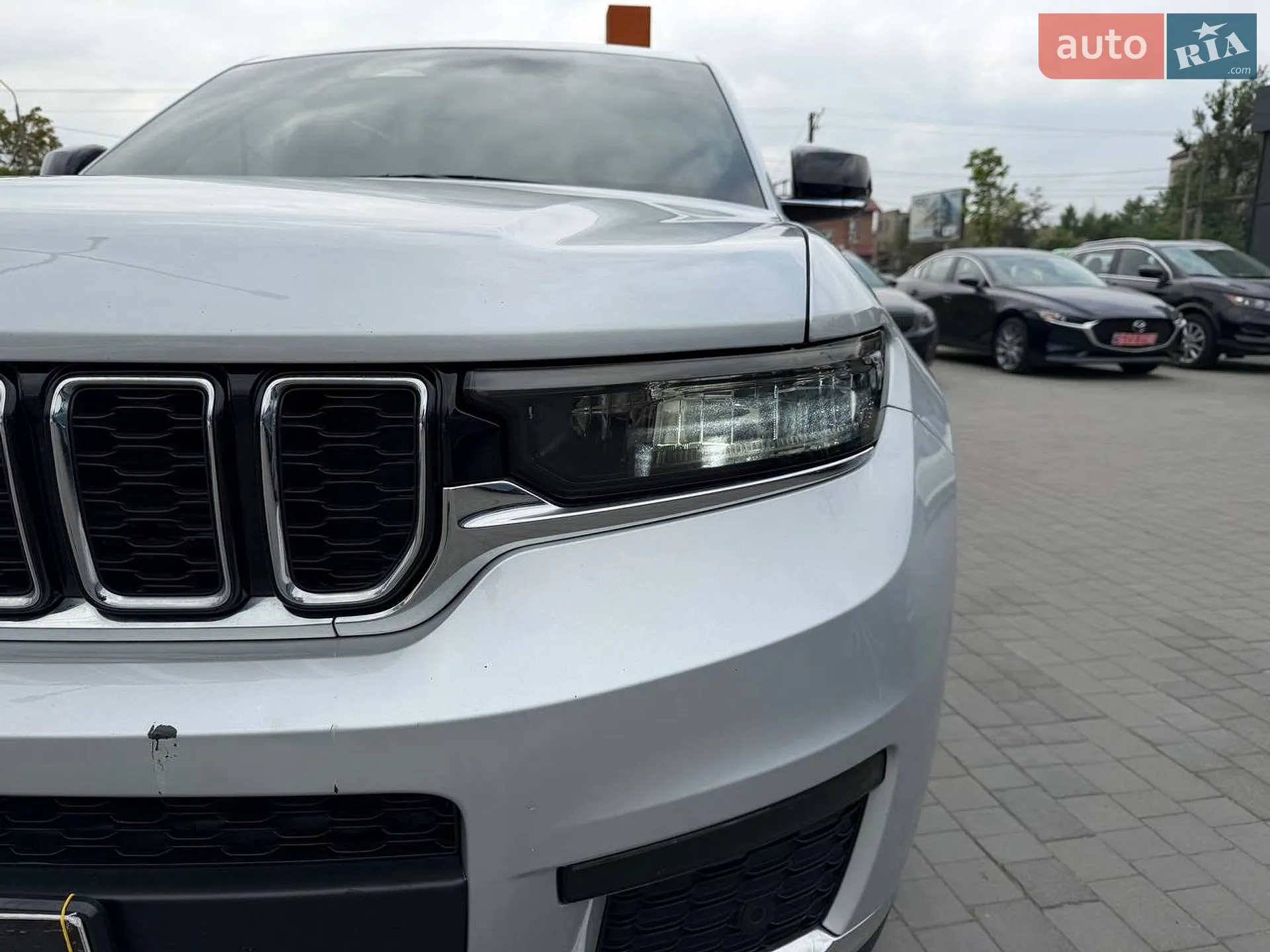 2023 Jeep Grand Cherokee - мініатюра 7