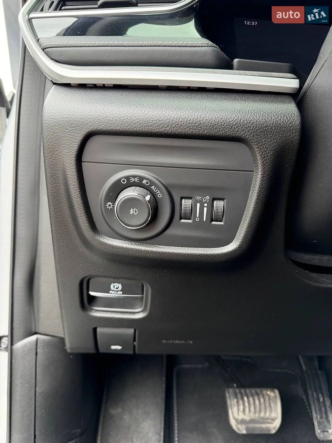 2023 Jeep Grand Cherokee - мініатюра 17