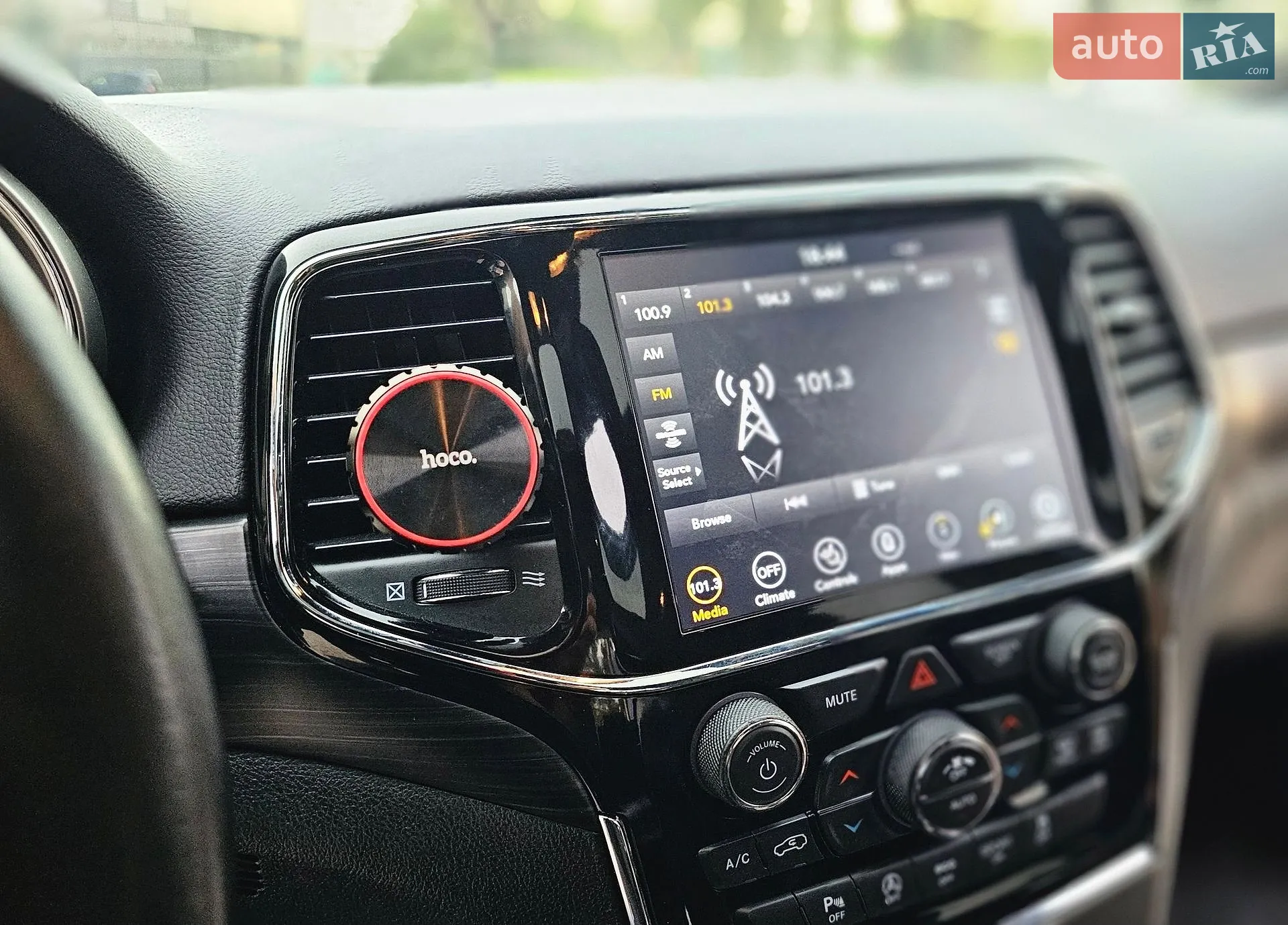 2020 Jeep Grand Cherokee - мініатюра 11