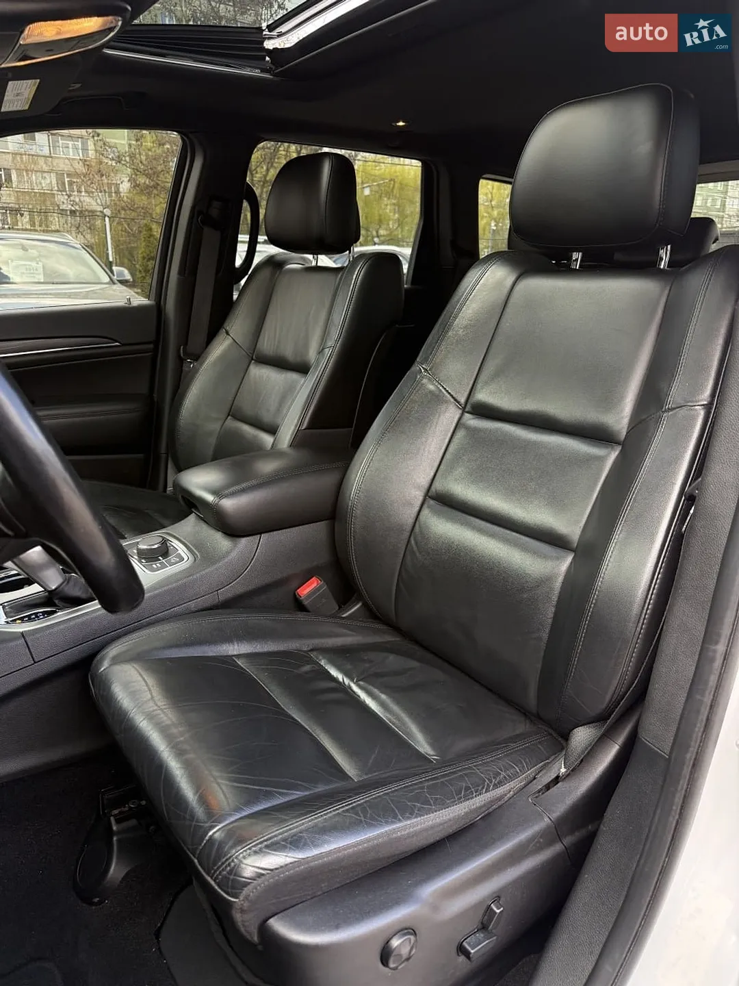 2019 Jeep Grand Cherokee - мініатюра 38