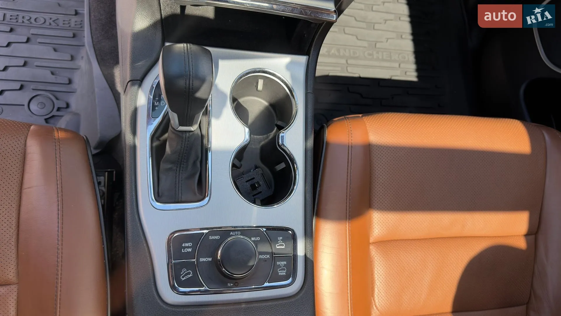 2017 Jeep Grand Cherokee - мініатюра 14