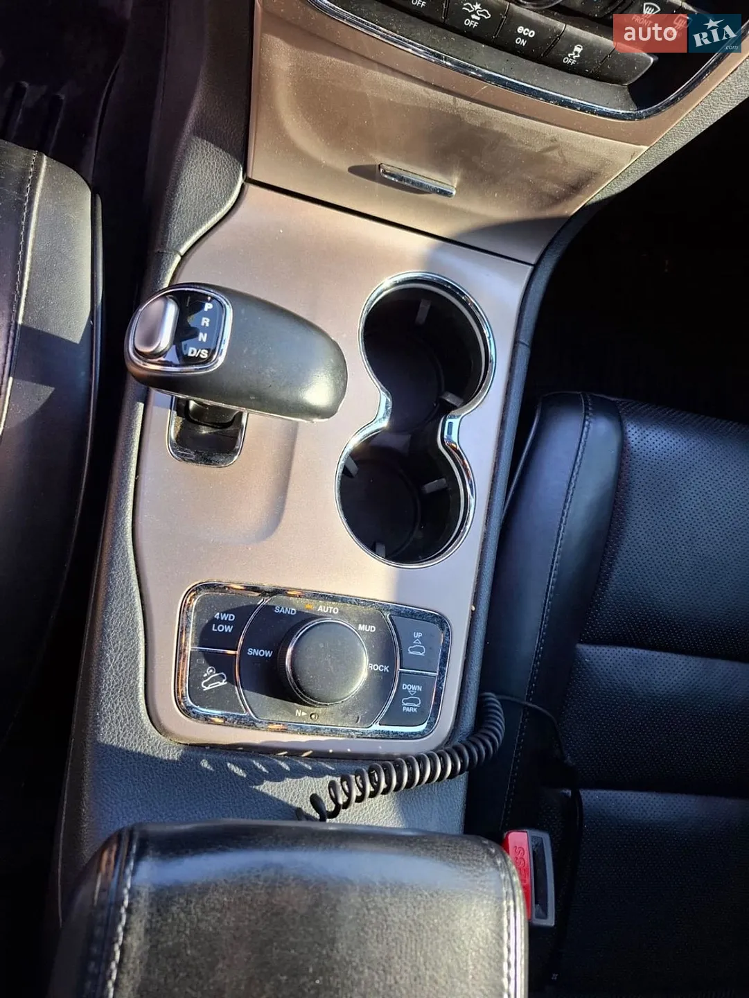 2014 Jeep Grand Cherokee - мініатюра 16