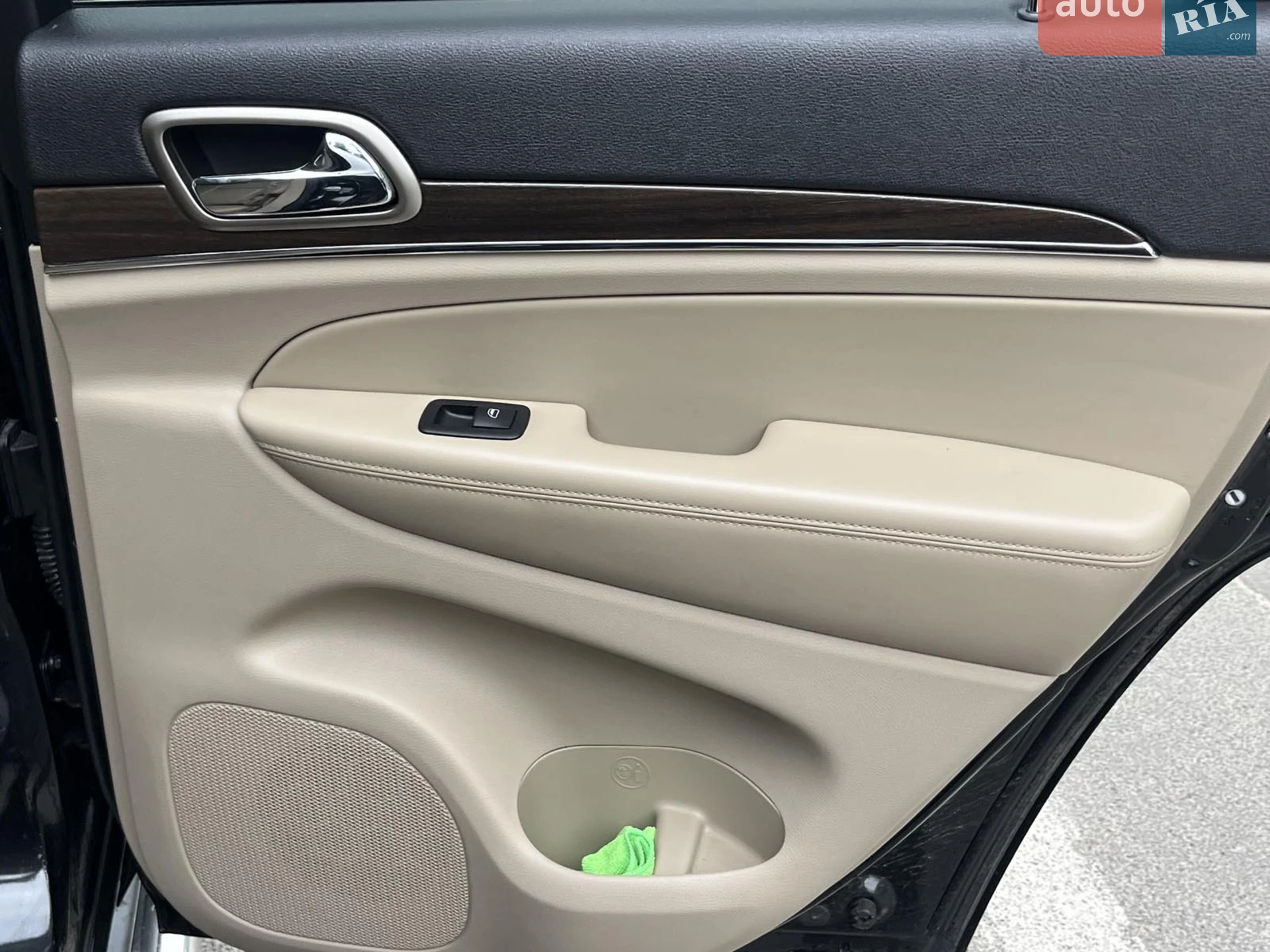2013 Jeep Grand Cherokee - мініатюра 26