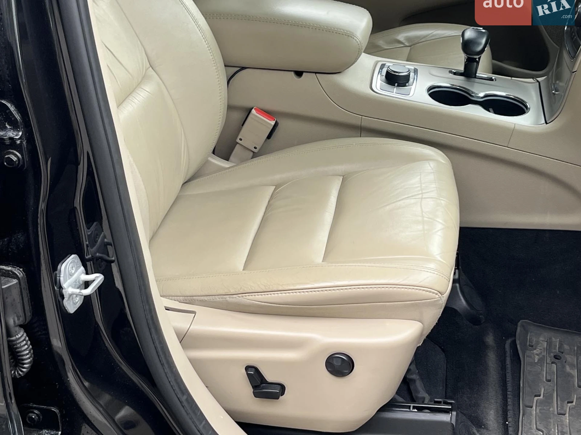 2013 Jeep Grand Cherokee - мініатюра 18