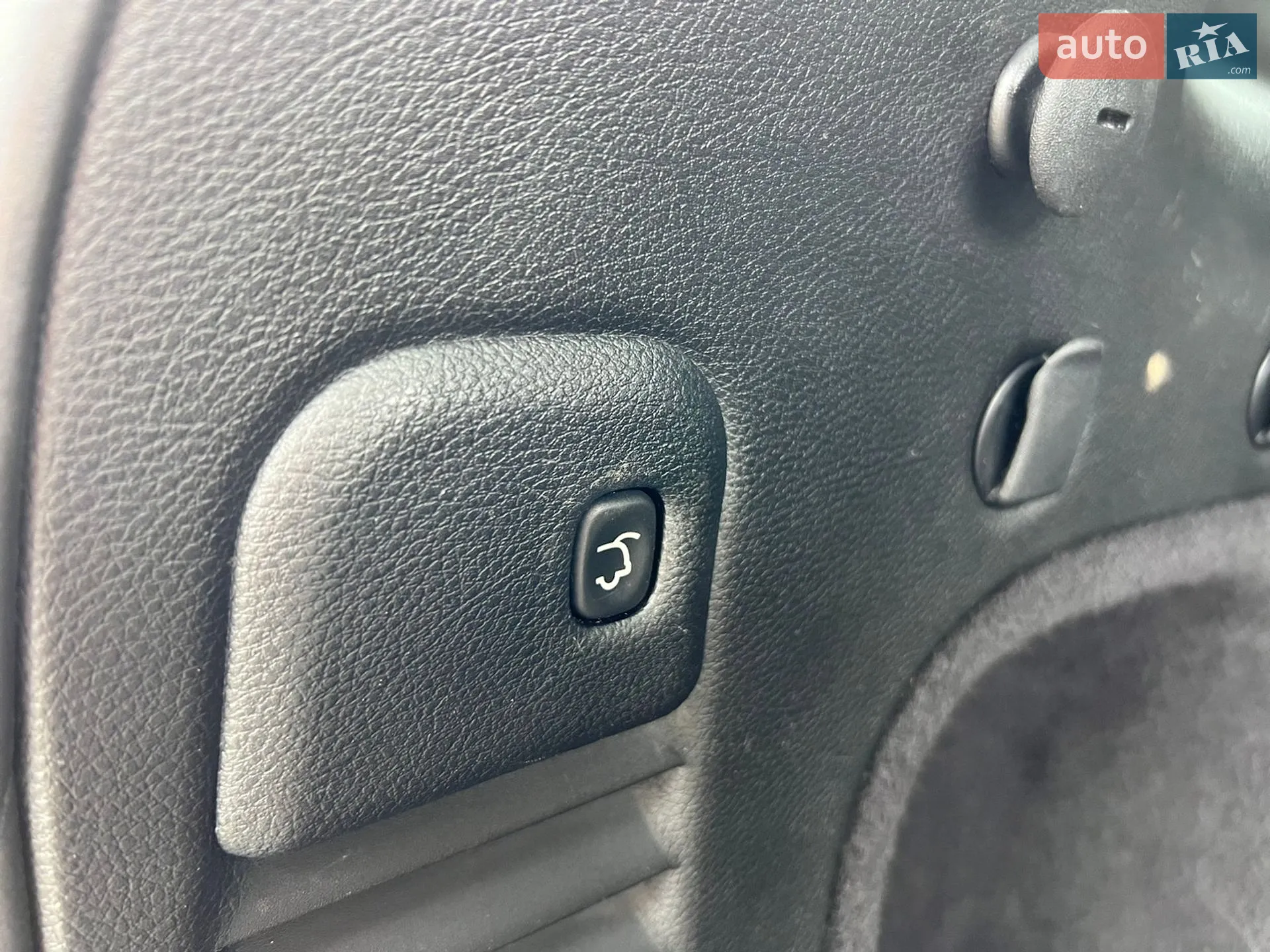 2014 Jeep Grand Cherokee - мініатюра 36