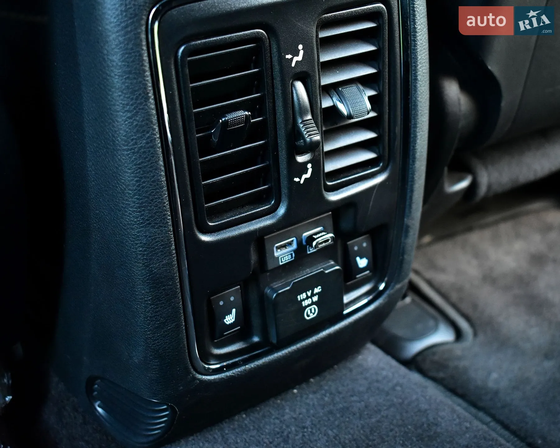 2016 Jeep Grand Cherokee - мініатюра 17
