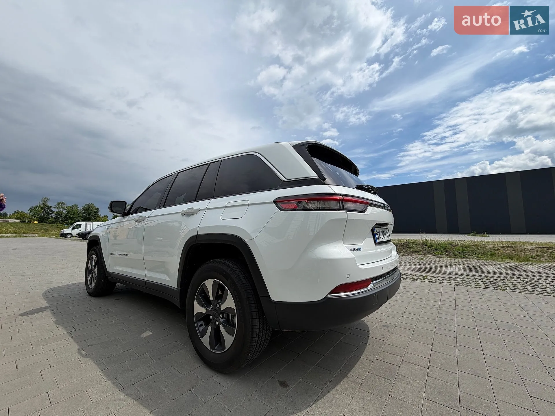 2022 Jeep Grand Cherokee - мініатюра 9