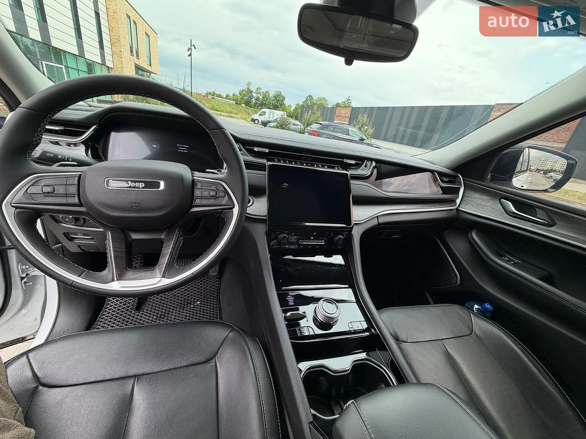 2022 Jeep Grand Cherokee - мініатюра 19