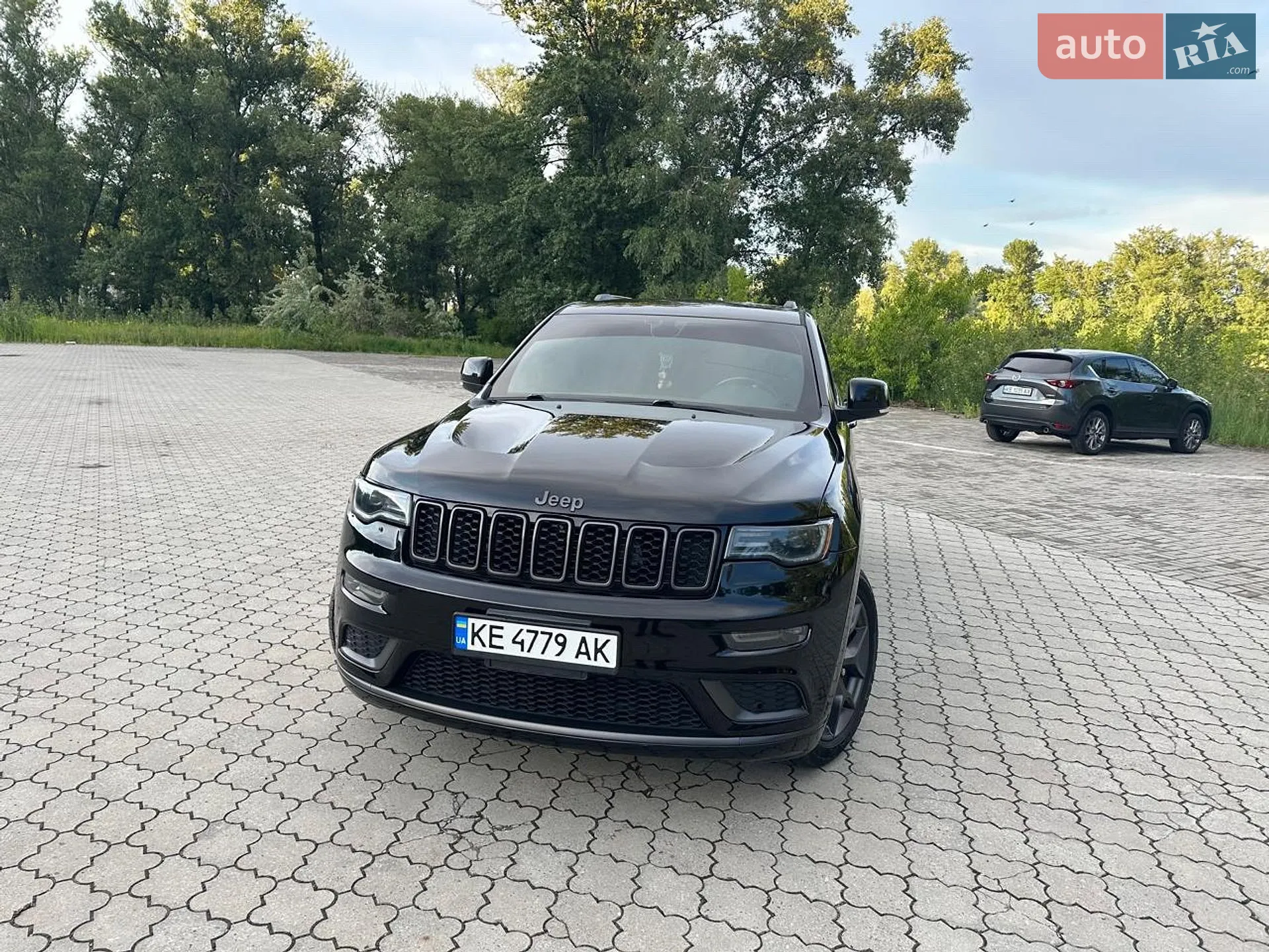 2019 Jeep Grand Cherokee - фото 1