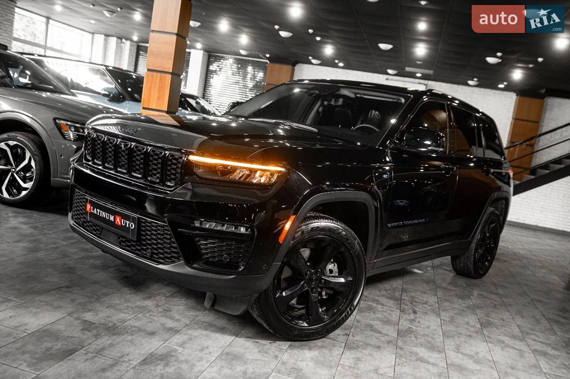 Audi Q7 2021 VIN WA1MXAF78MD040634 фото оголошення 5 з 15