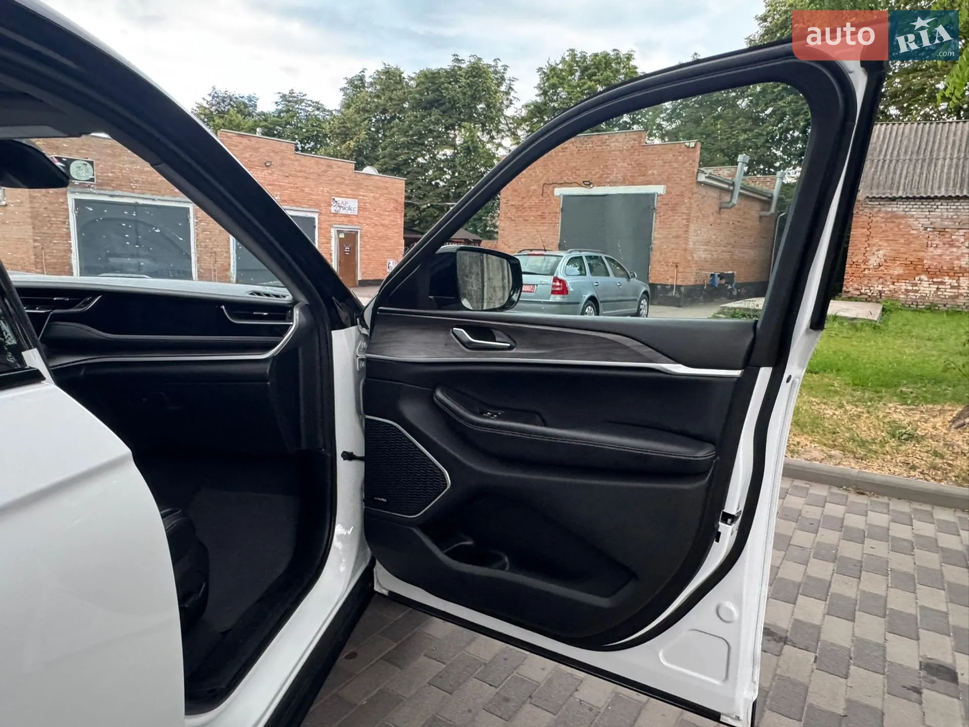 2023 Jeep Grand Cherokee - мініатюра 32