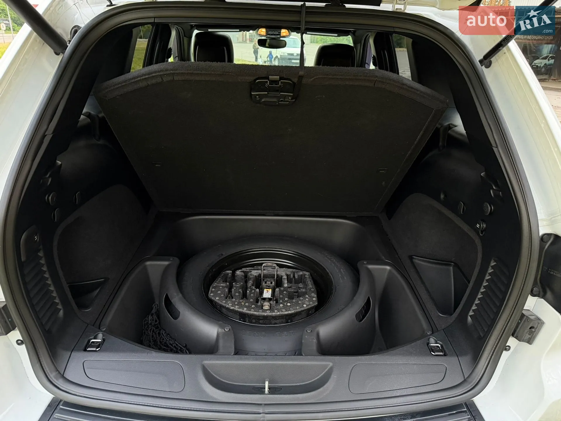 2019 Jeep Grand Cherokee - мініатюра 45