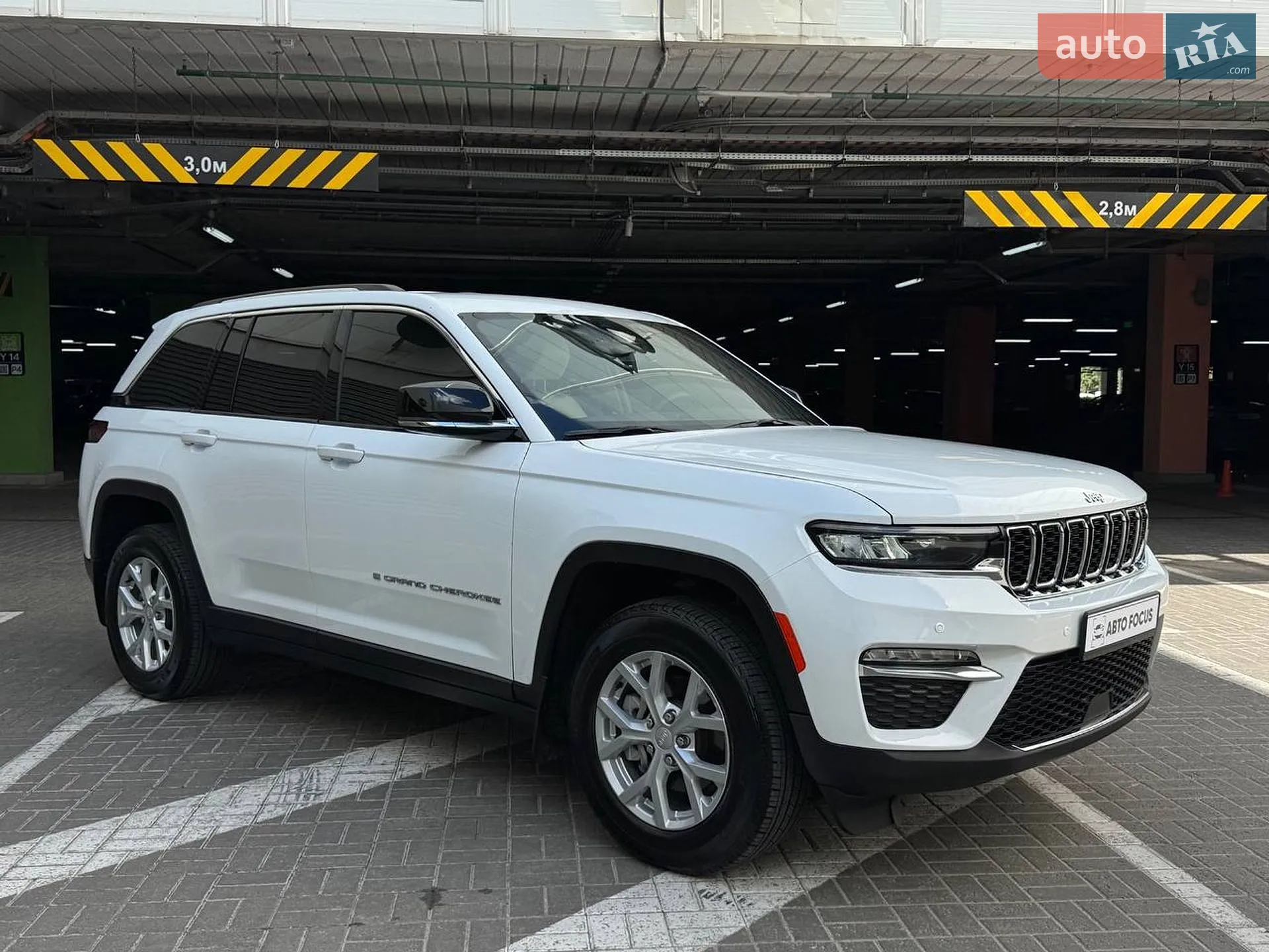 2023 Jeep Grand Cherokee - фото 1