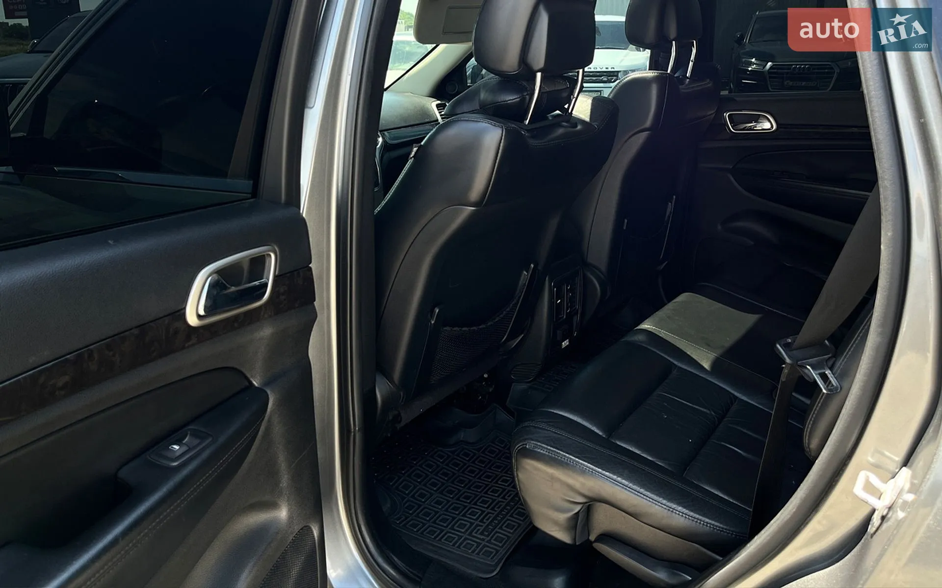 2012 Jeep Grand Cherokee - мініатюра 26
