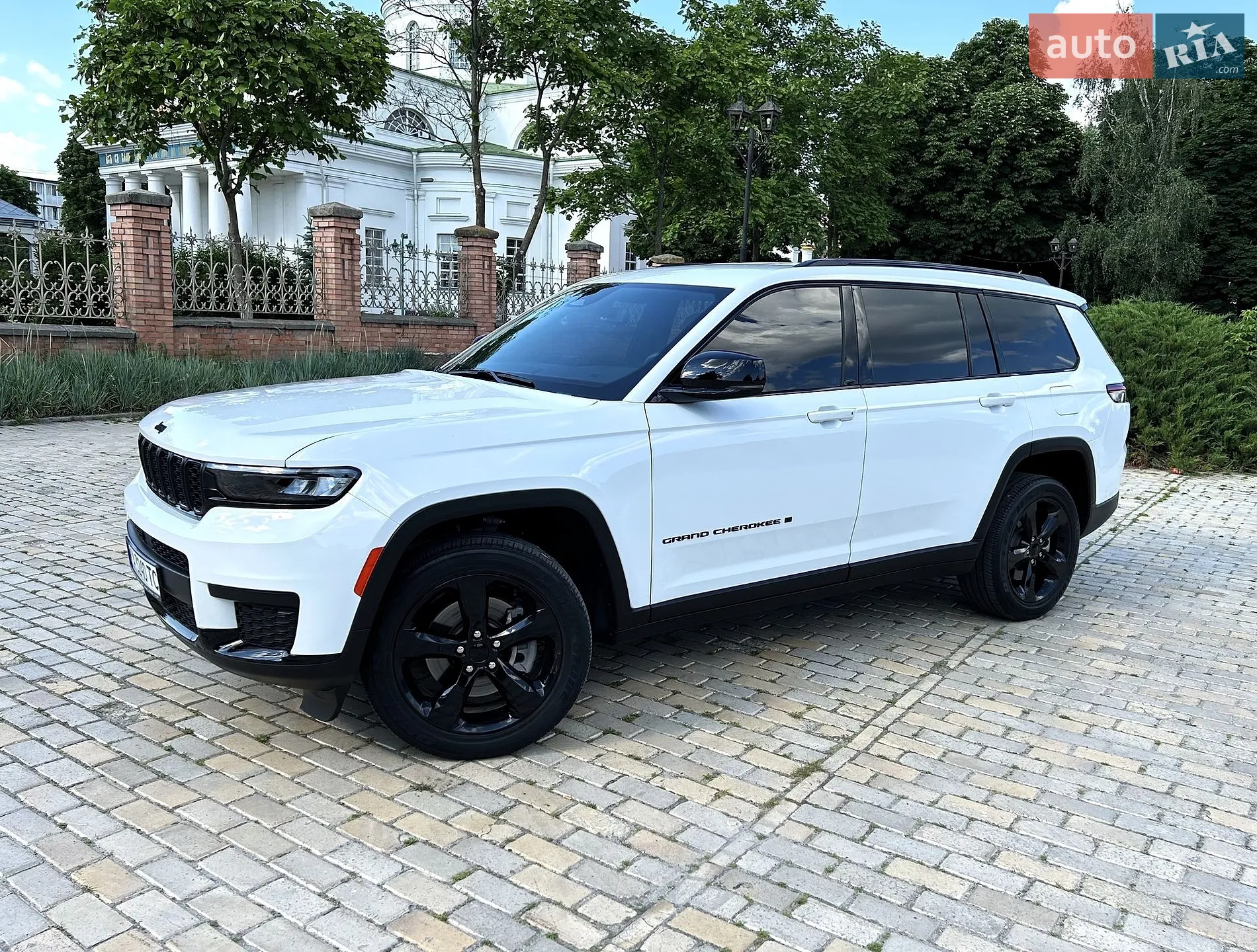 2023 Jeep Grand Cherokee - мініатюра 19