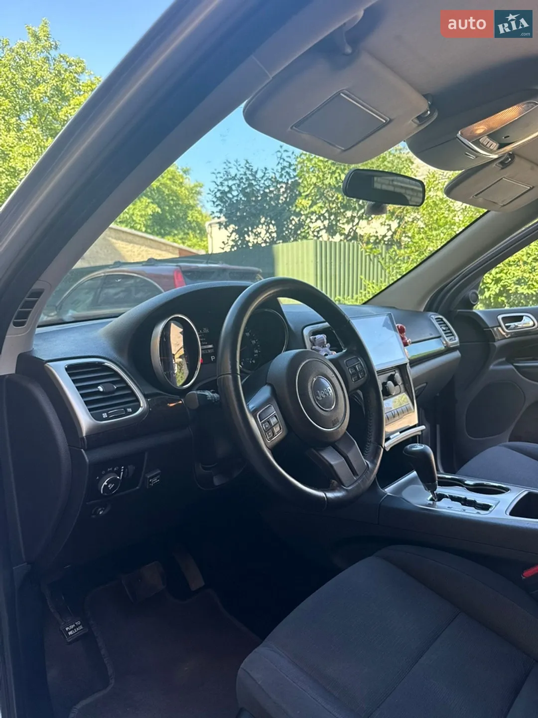 2011 Jeep Grand Cherokee - мініатюра 23
