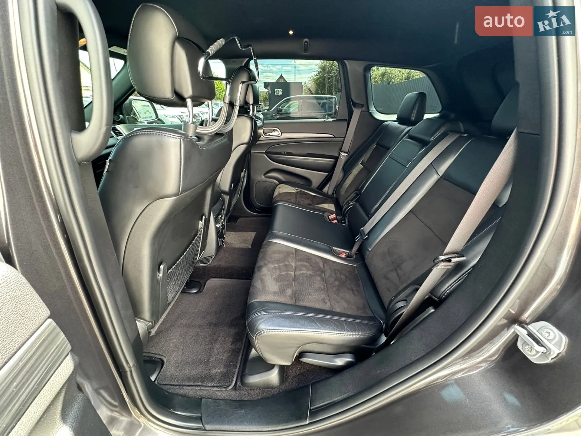 2018 Jeep Grand Cherokee - мініатюра 39