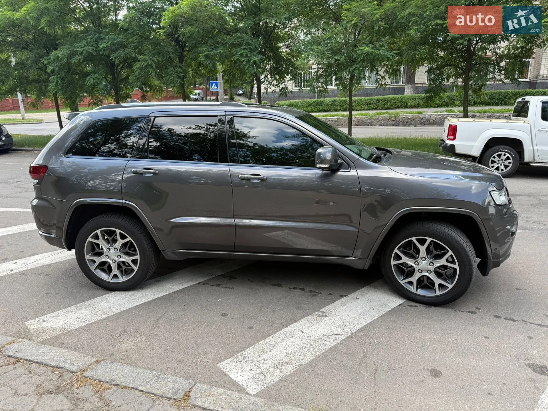 2019 Jeep Grand Cherokee - мініатюра 3