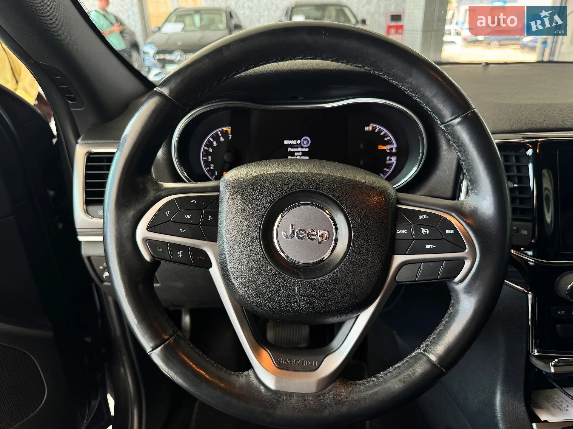 2019 Jeep Grand Cherokee - мініатюра 14