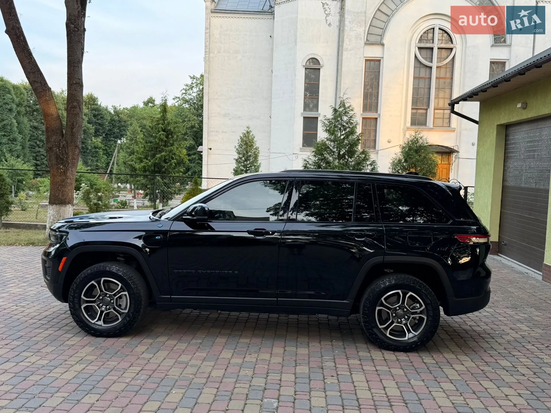 2022 Jeep Grand Cherokee - мініатюра 3