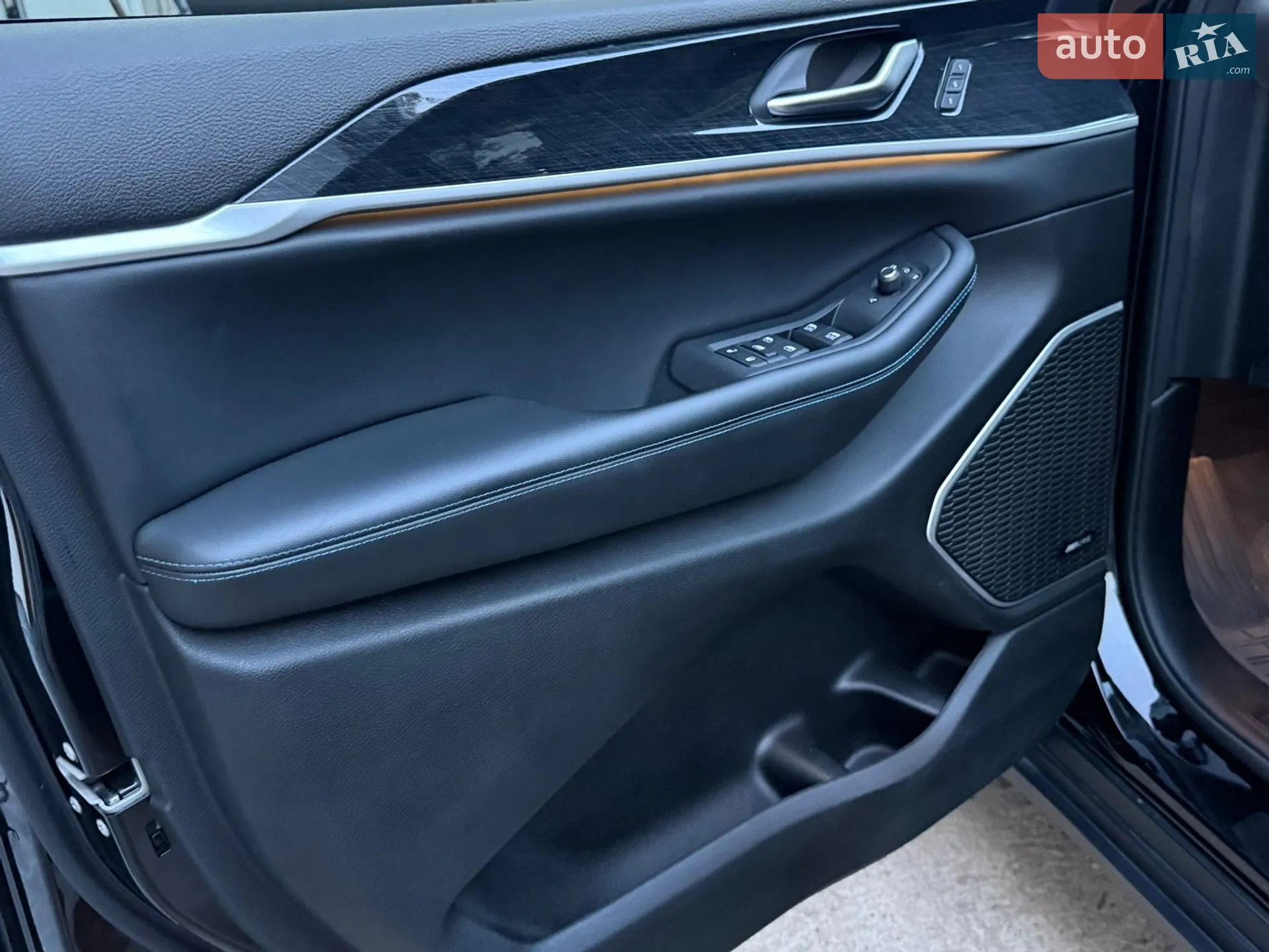 2022 Jeep Grand Cherokee - мініатюра 22