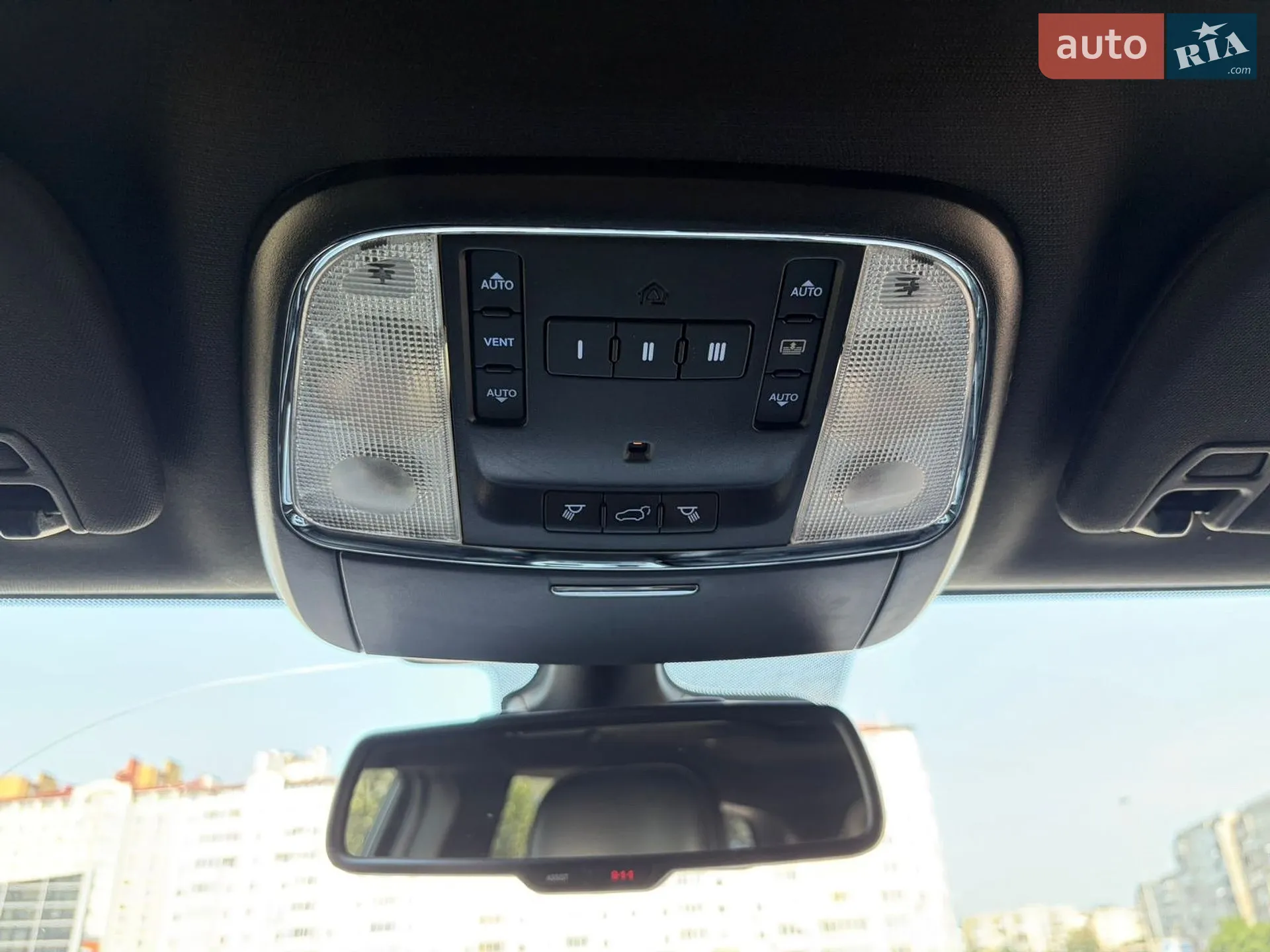 2016 Jeep Grand Cherokee - мініатюра 26