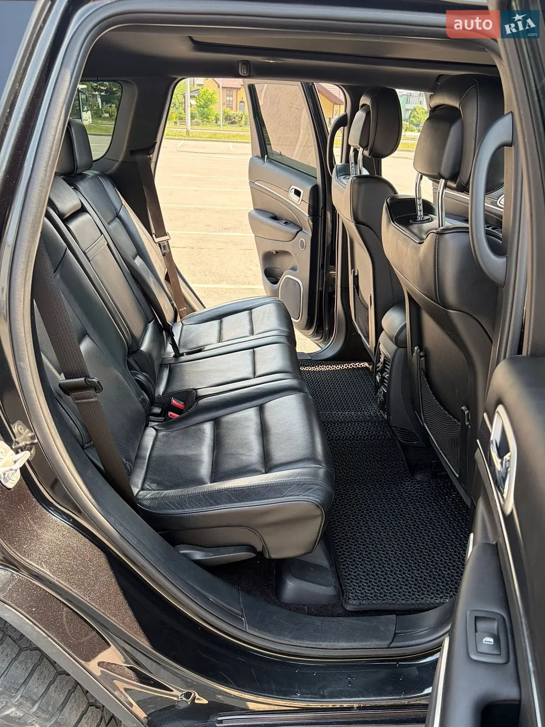2016 Jeep Grand Cherokee - мініатюра 36