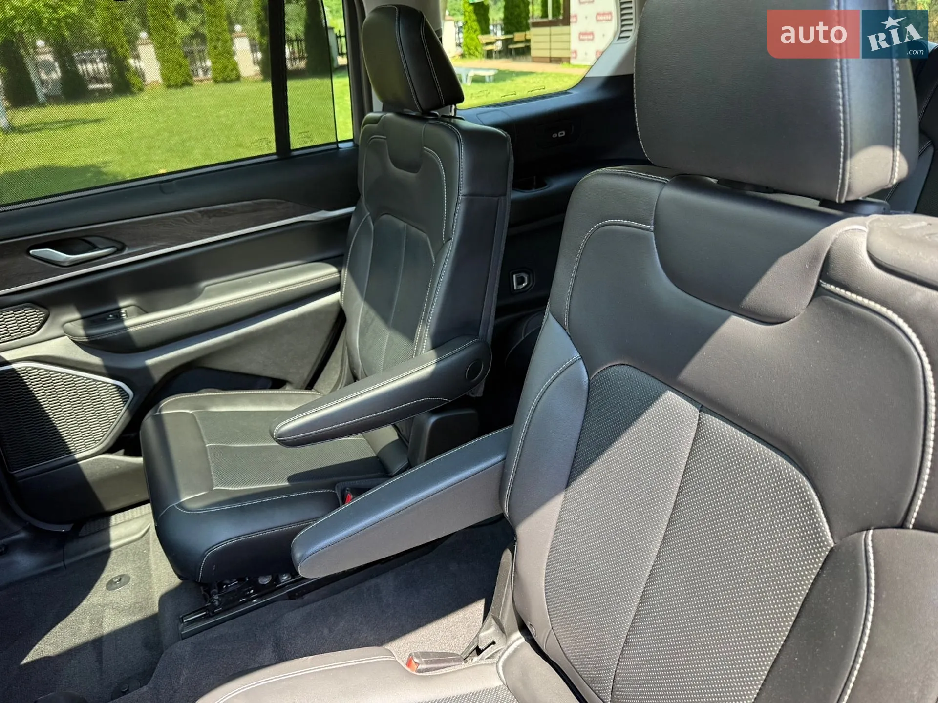 2022 Jeep Grand Cherokee - мініатюра 47