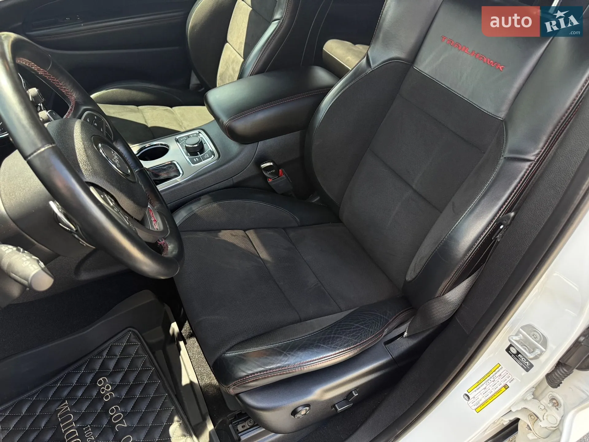 2020 Jeep Grand Cherokee - мініатюра 19