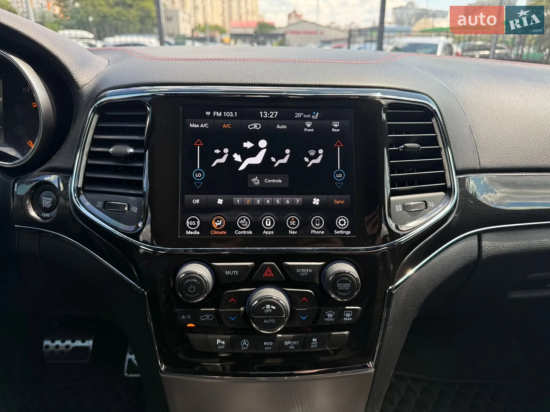 2020 Jeep Grand Cherokee - мініатюра 26