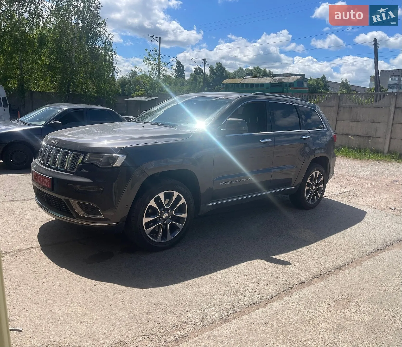 2017 Jeep Grand Cherokee - мініатюра 28