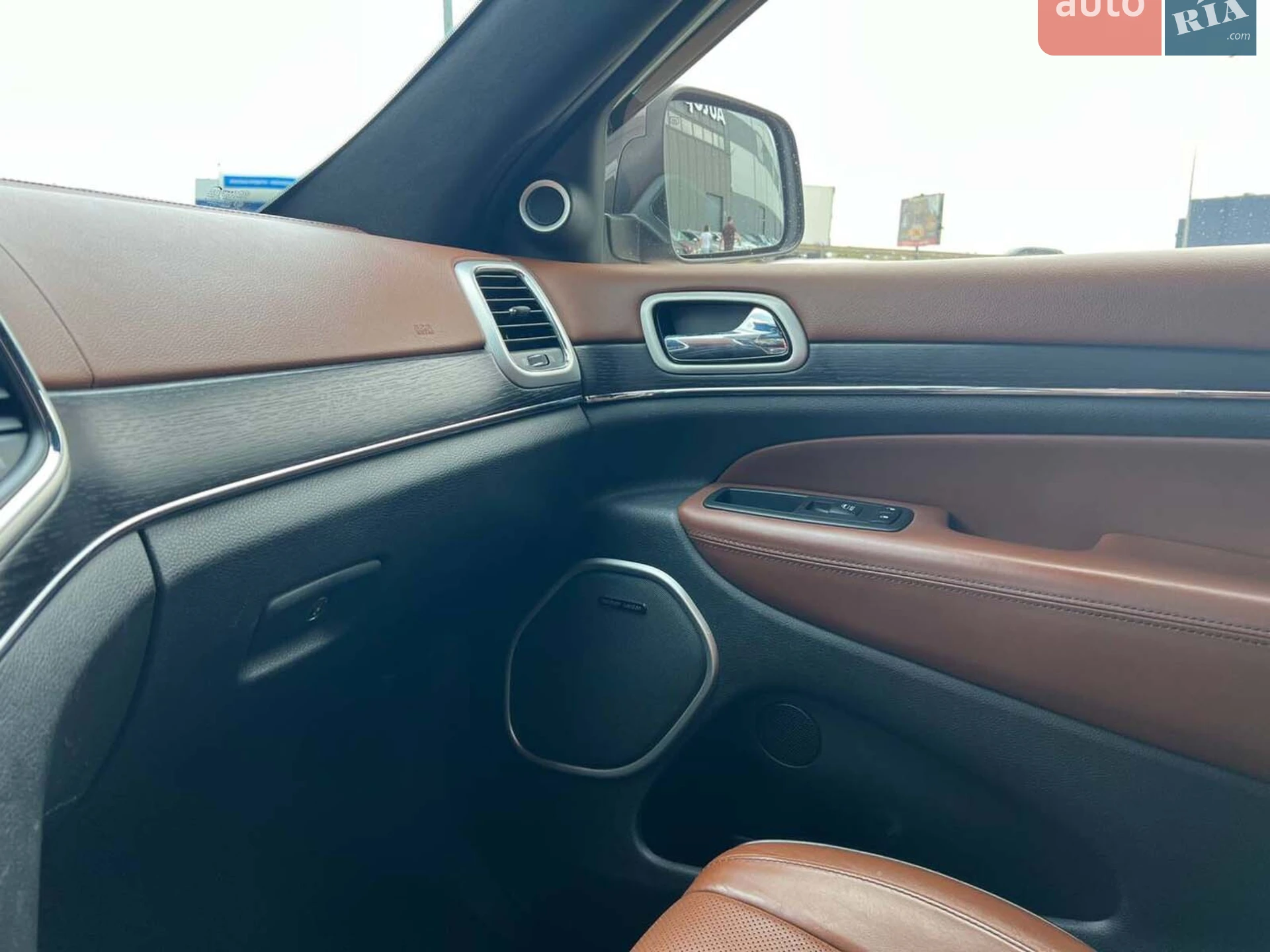 2018 Jeep Grand Cherokee - мініатюра 38