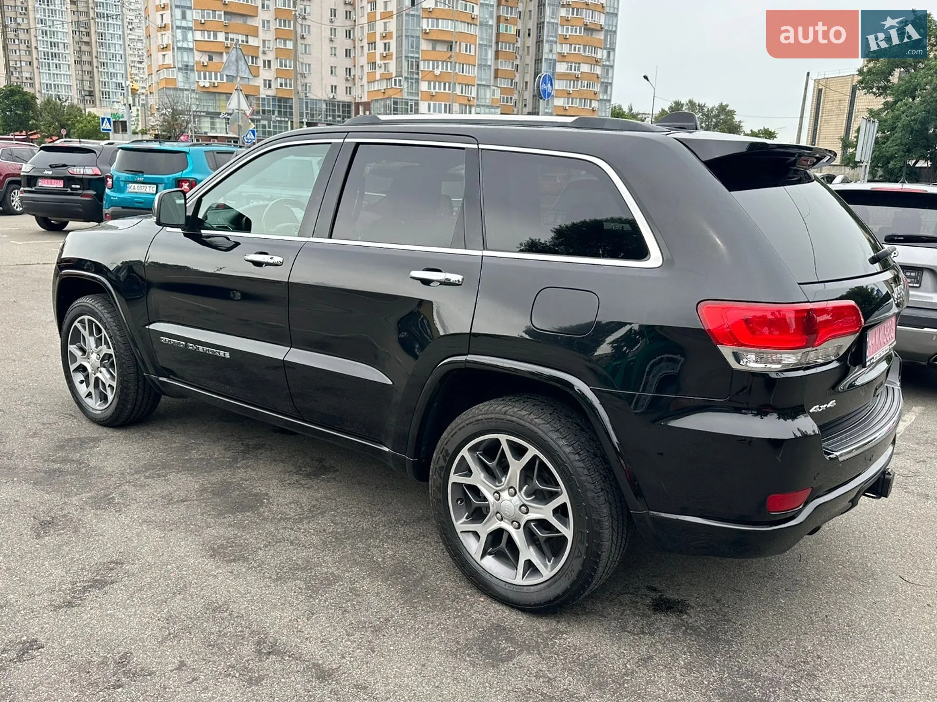 2020 Jeep Grand Cherokee - мініатюра 11