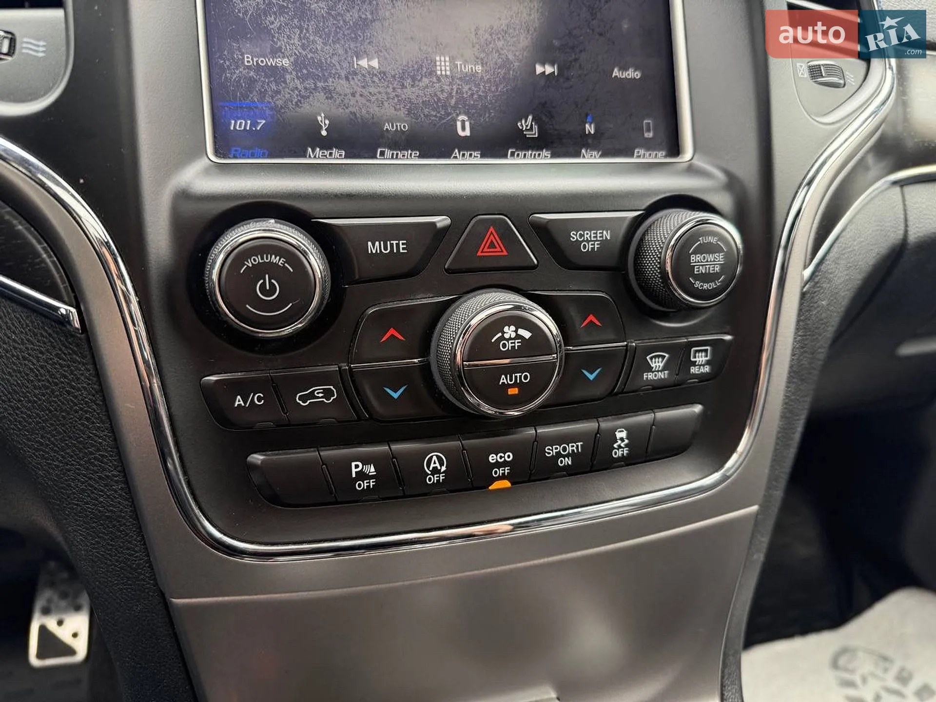 2018 Jeep Grand Cherokee - мініатюра 19