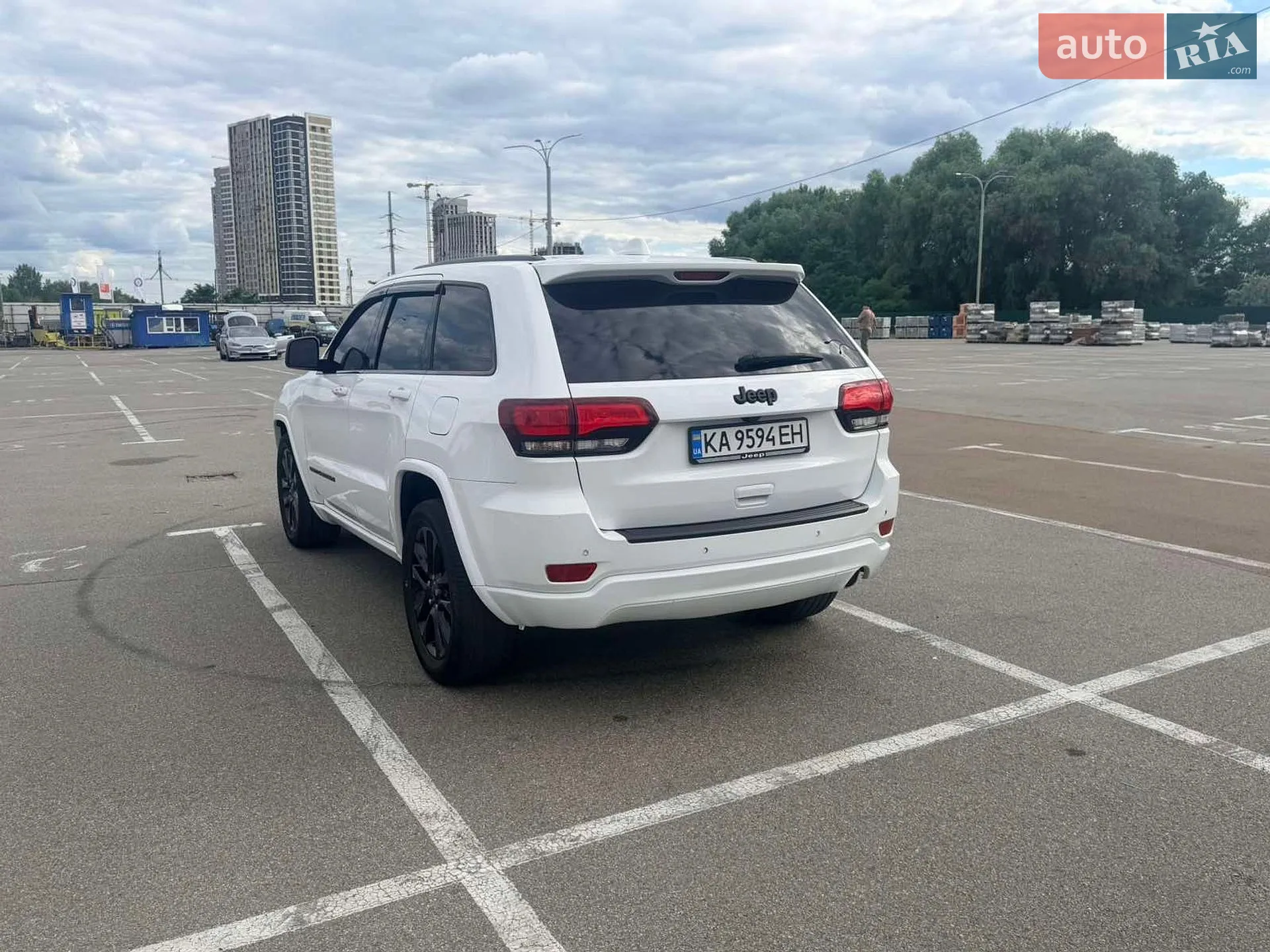 2022 Jeep Grand Cherokee - мініатюра 8