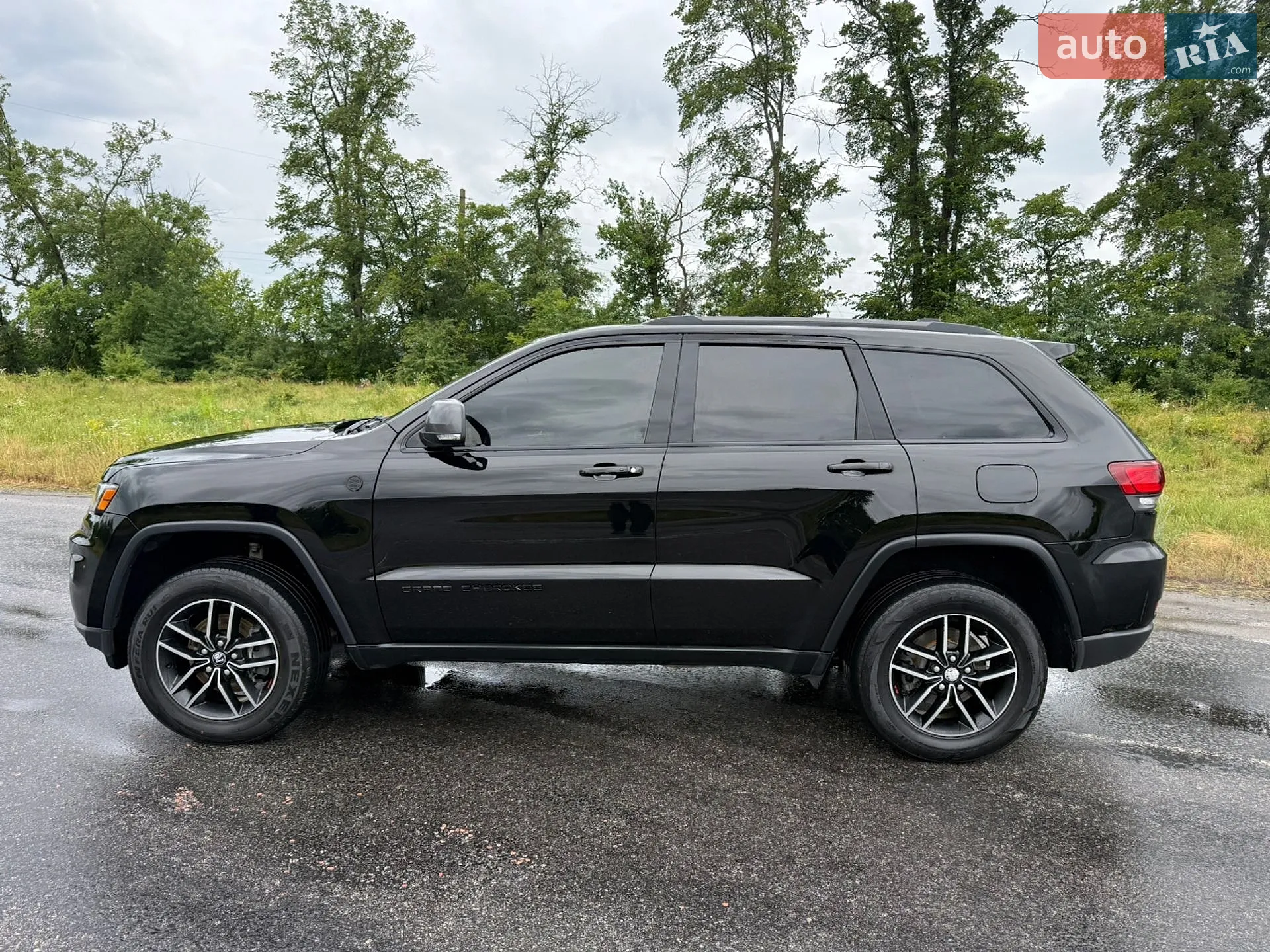 2017 Jeep Grand Cherokee - мініатюра 18