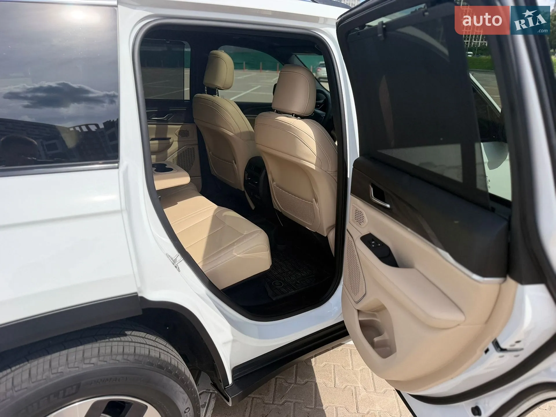 2022 Jeep Grand Cherokee - мініатюра 24