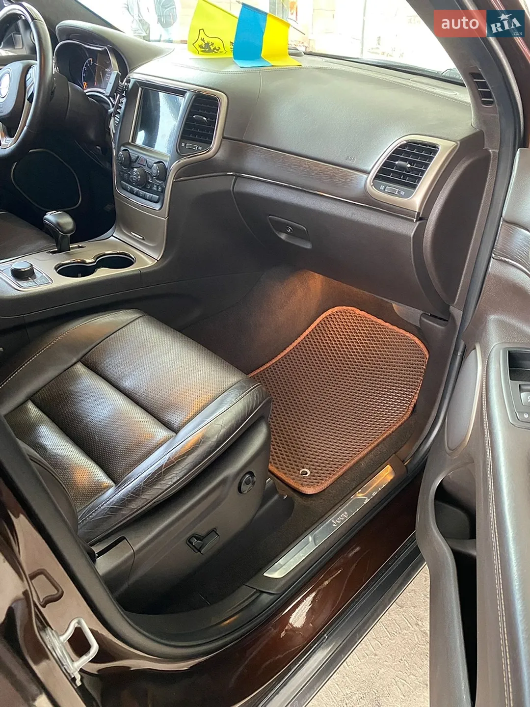 Jeep Grand Cherokee 2013 VIN 1C4RJFJM1EC320152 фото оголошення 11 з 23