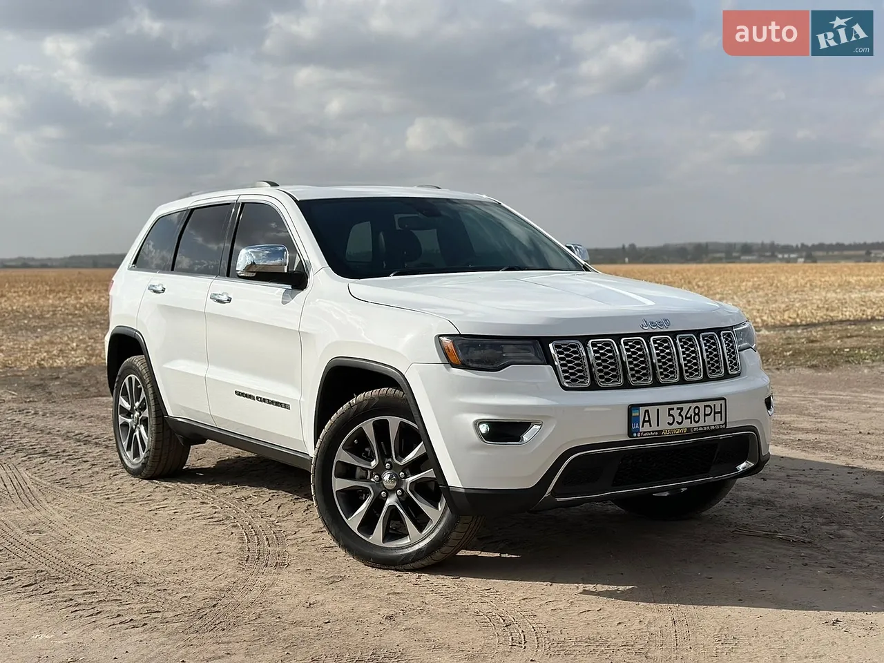 2017 Jeep Grand Cherokee - мініатюра 47