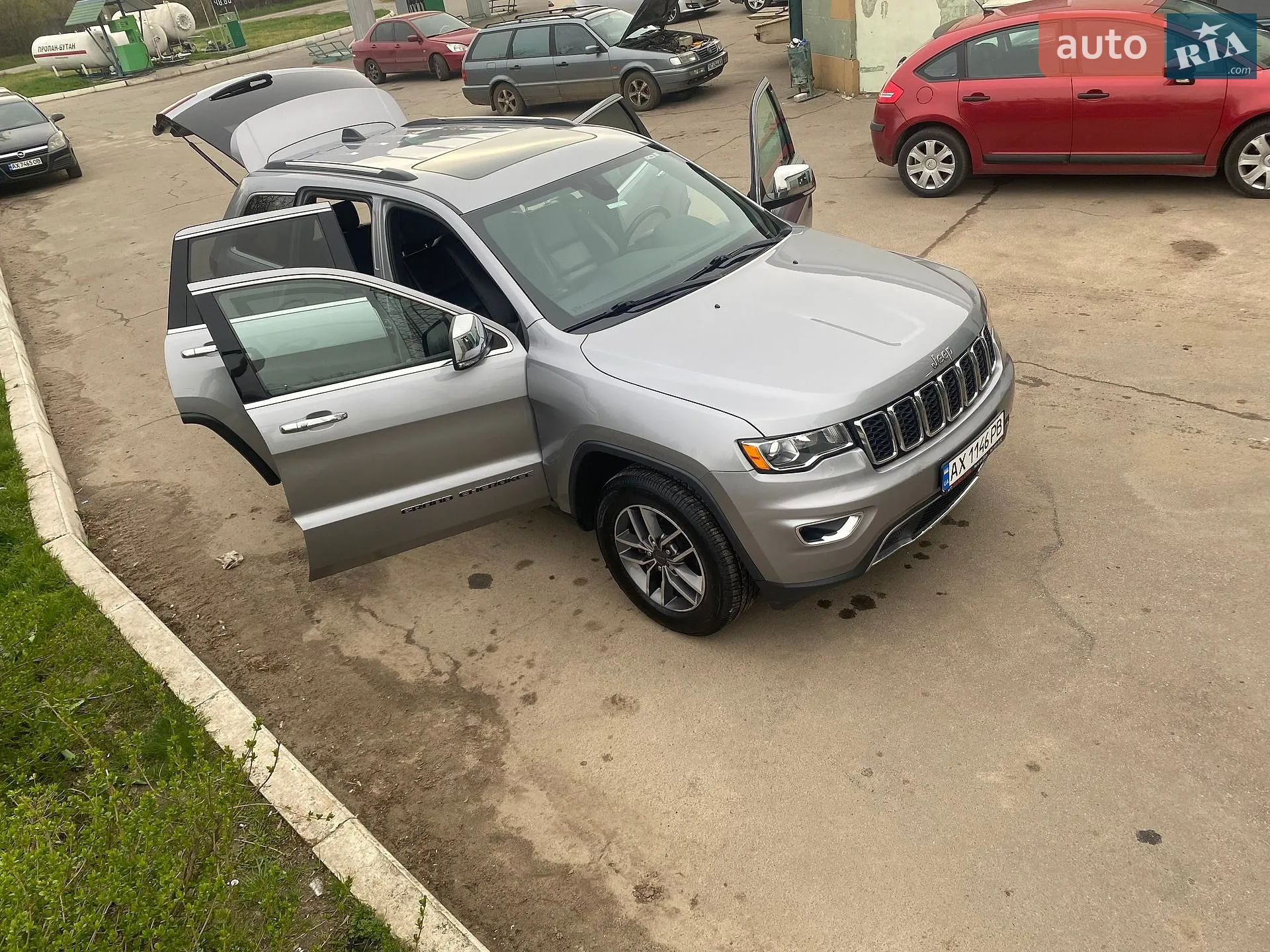 2019 Jeep Grand Cherokee - мініатюра 10