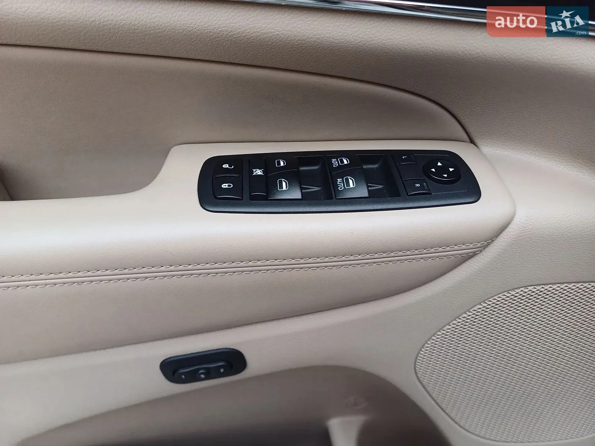 2017 Jeep Grand Cherokee - мініатюра 11
